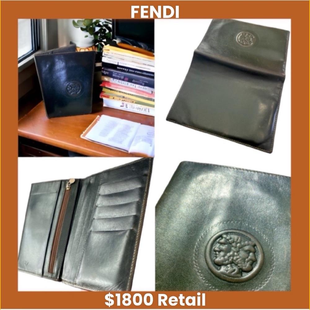 🔸FENDI🔸ULTRA RARE🔸1980 Janus Collection X-Large Unisex Green Leather Wallet